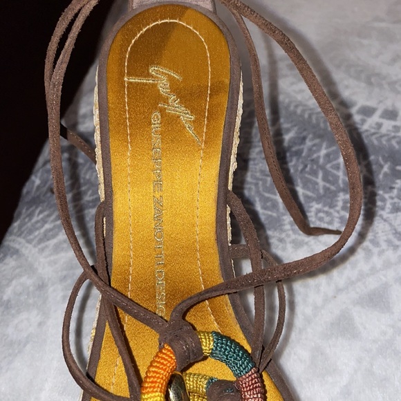 Not using .. - Picture 4 of 9